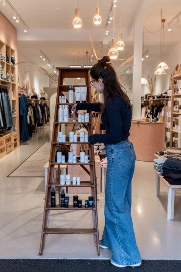 HetCommunicatiemeisje-collectie deel 2 AW24 - Loya-LR-166